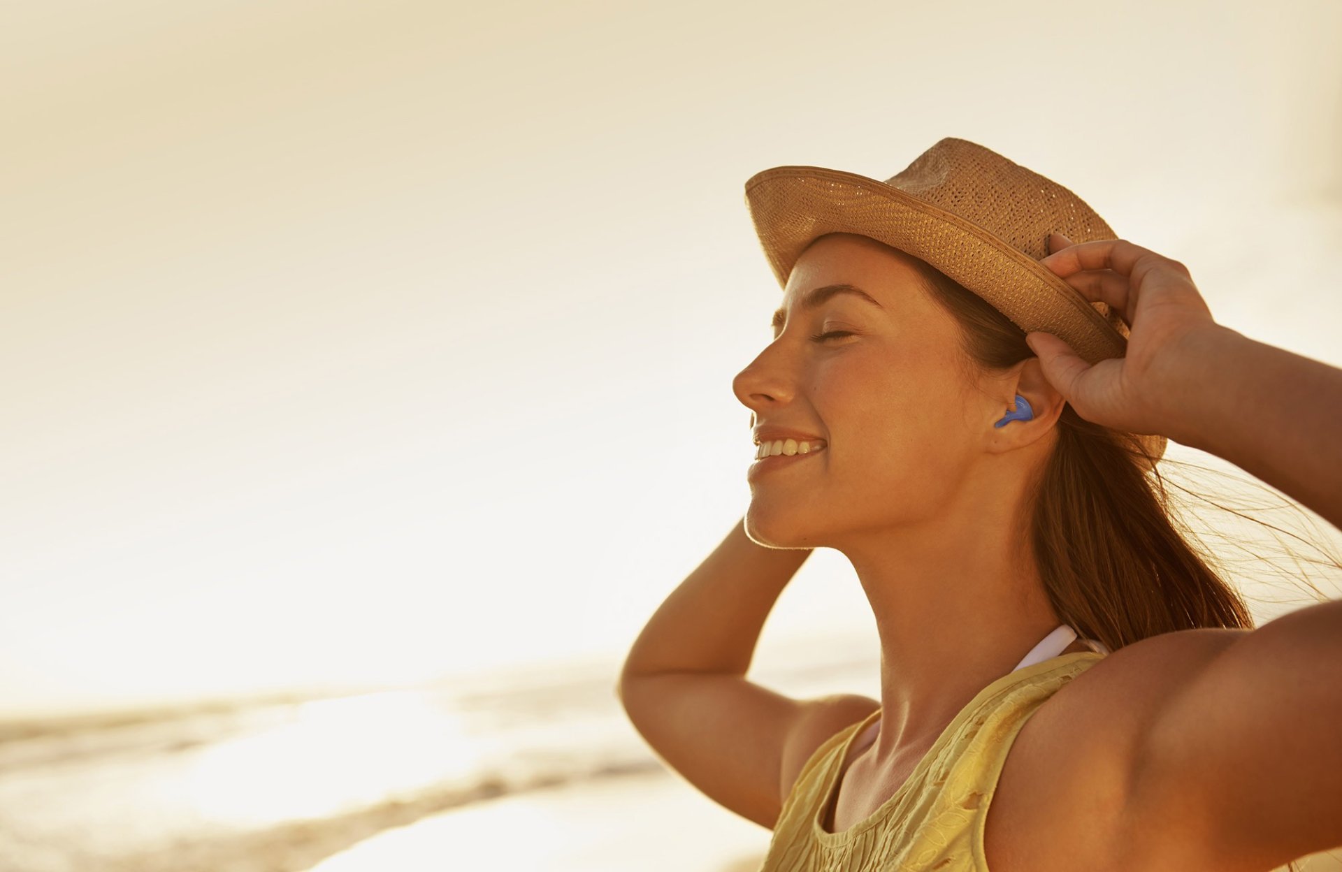 unterseite_02-02-05_hoerschutz_titelbild_v01_2000x1300